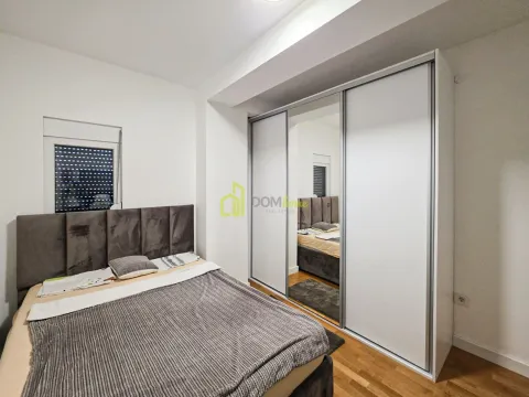 Izdavanje, dvosoban stan, 80m², Tološi, Podgorica - image 29