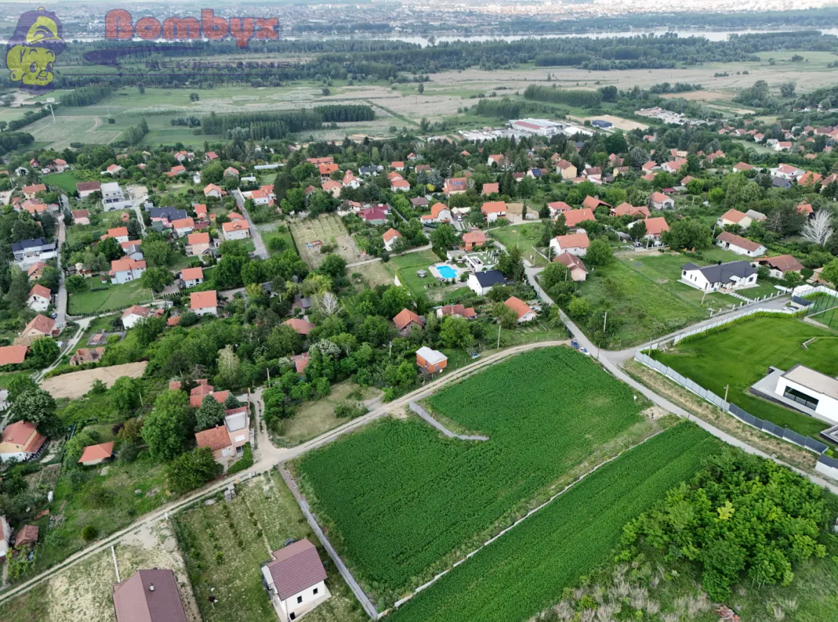 Prodaja, plac, 1100m², Rakovac, Novi Sad Sve Podlokacije