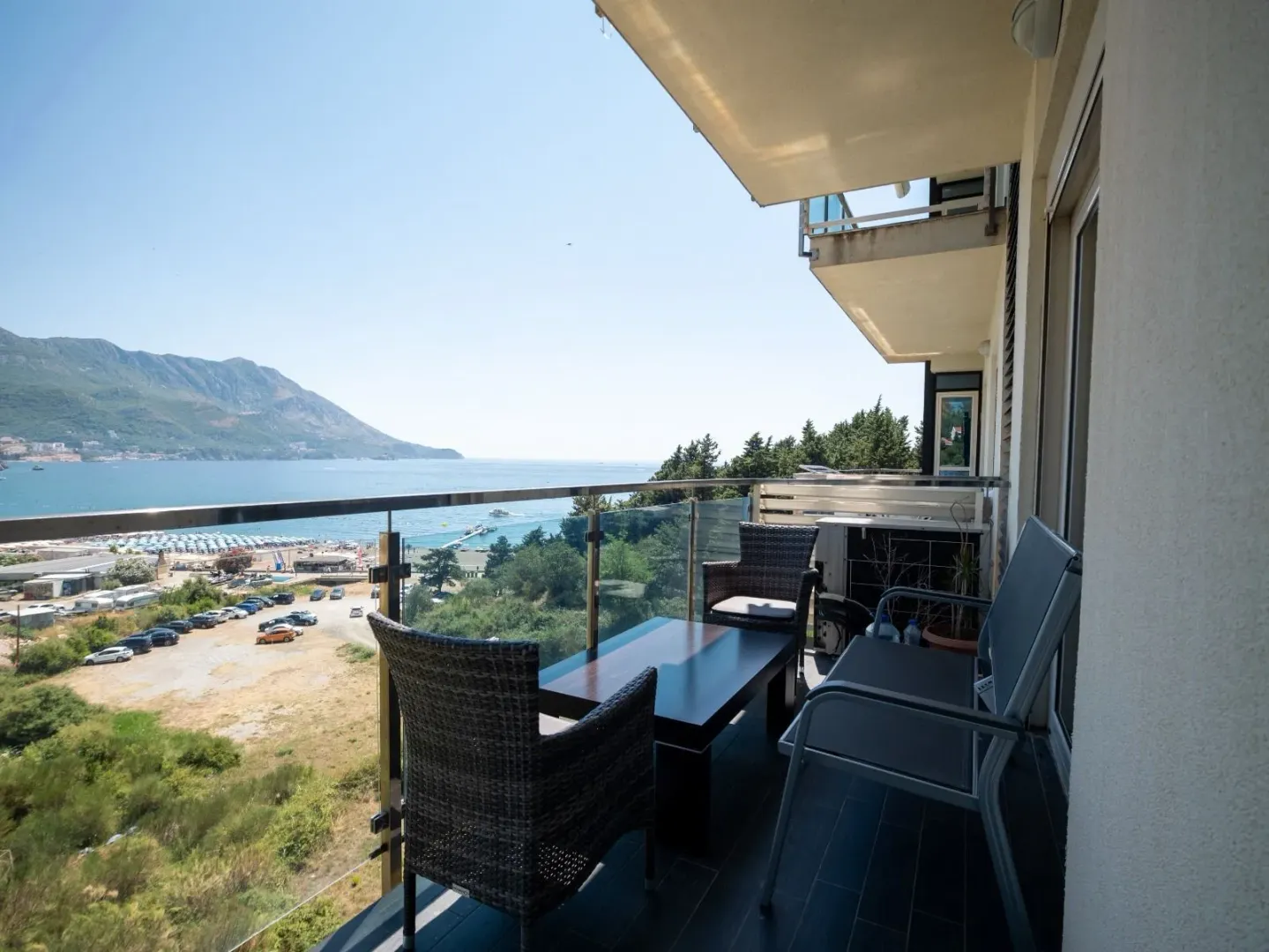 Sale, two bedroom apartment, 89m², Bečići, Budva