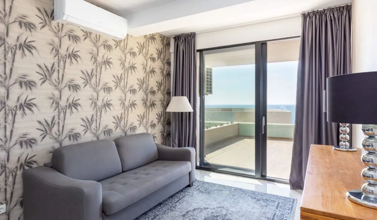 Sale, one bedroom apartment, 77m², Bečići, Budva