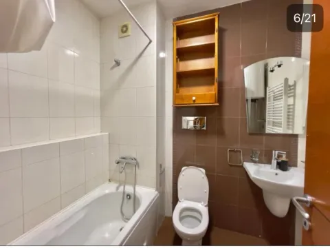 Izdavanje, dvosoban stan, 60m², Centar, Podgorica - image 3