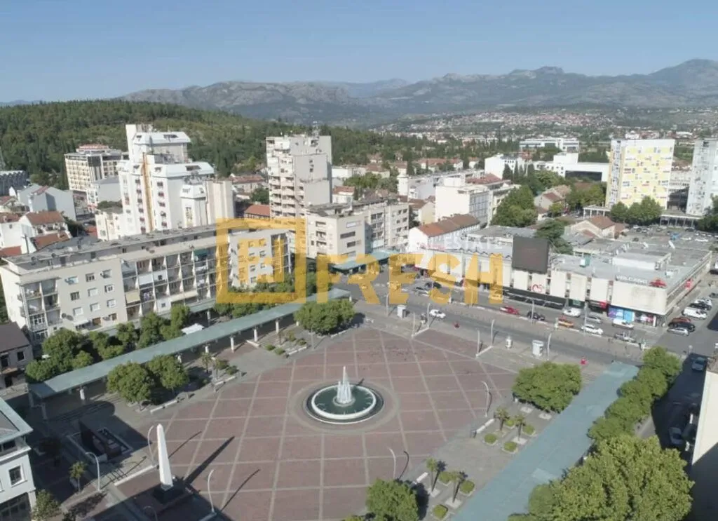 Prodaja, jednosoban stan, 45m², Centar, Podgorica