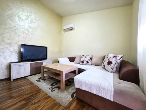 Izdavanje, stan, 42m², Centar, Podgorica - image 2