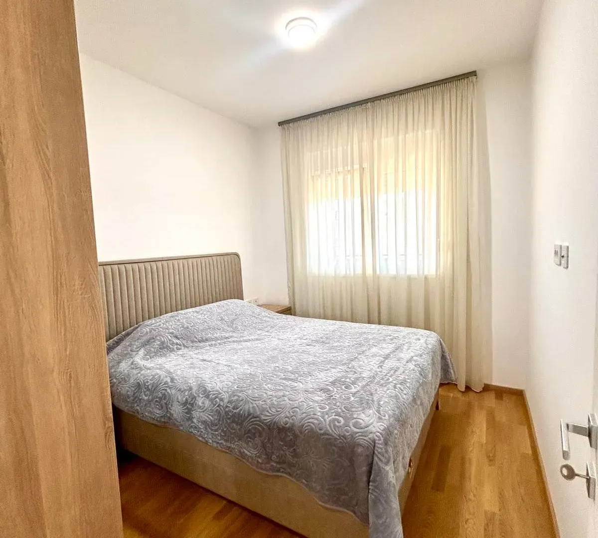 Izdavanje, jednosoban stan, 47m², Stari Aerodrom, Podgorica