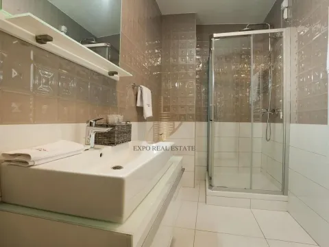 Izdavanje, trosoban stan, 75m², Vračar Hram, Vračar Sve Podlokacije - image 10