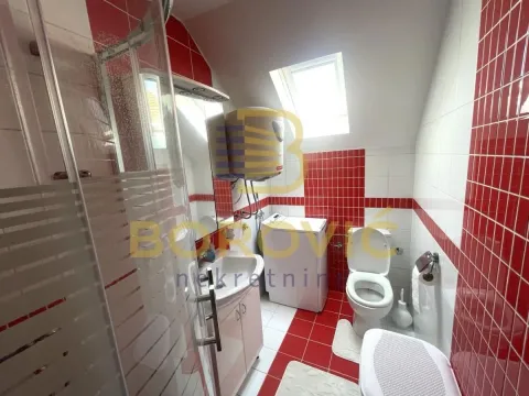 Rent, house, 80m², Surčin, Beograd - image 12
