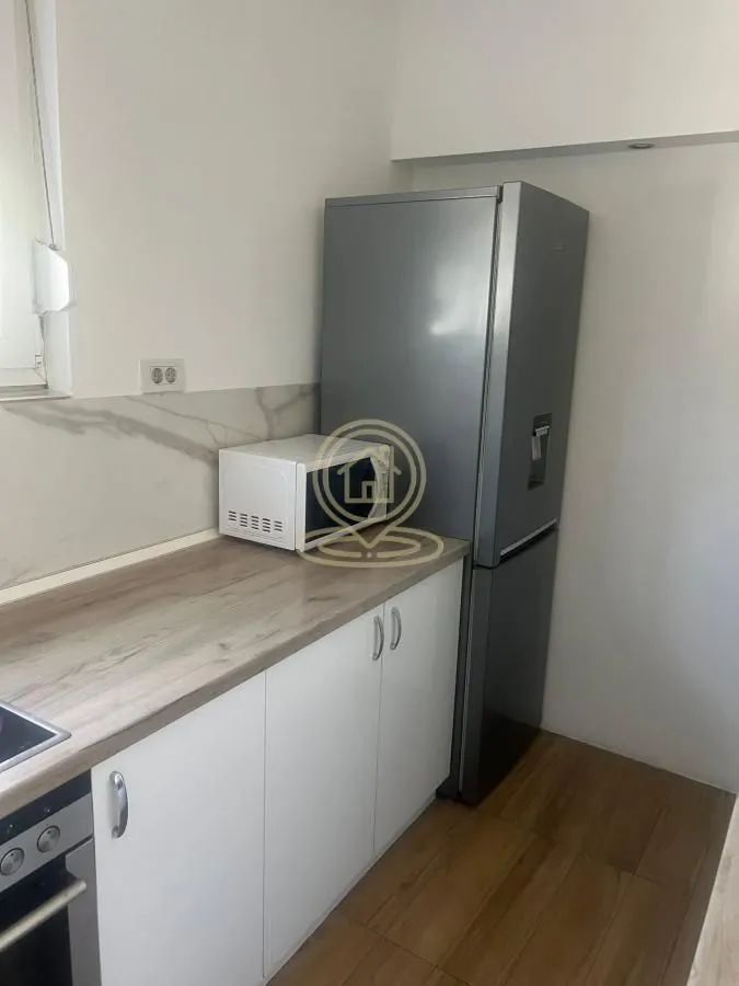 Prodaja, trosoban stan, 73m², Medijana, Niš