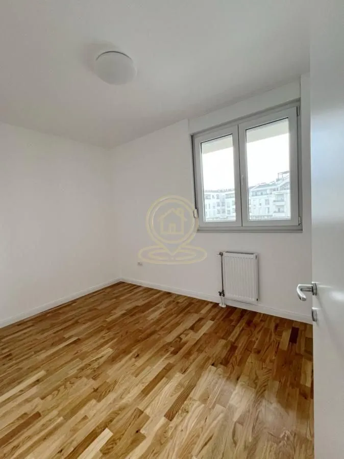 Izdavanje, dvosoban stan, 42m², Petrovaradin, Novi Sad