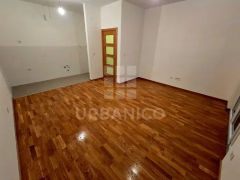 Sale, two bedroom apartment, 72m², Stari Aerodrom, Podgorica - image 3