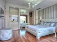 Rent, house, 300m², Krašići, Tivat - image 2