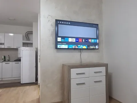 Izdavanje, jednosoban stan, 34m², Pobrežje, Podgorica - image 4