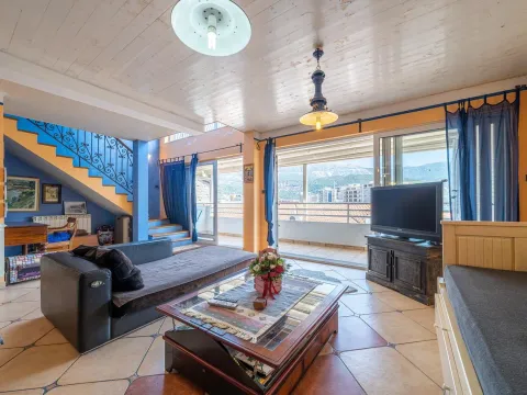 Prodaja, trosoban stan, 124m², Budva, Crna Gora - image 1