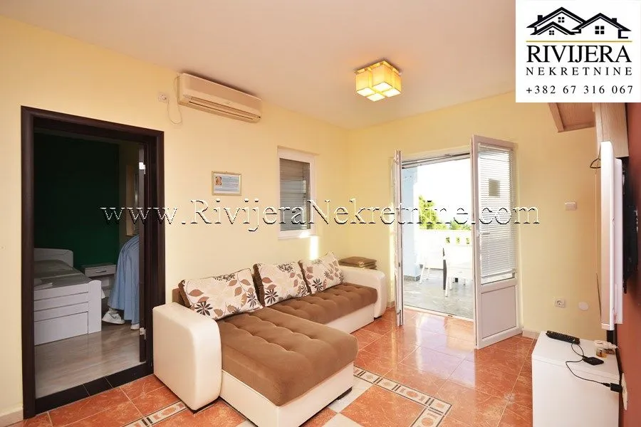 Sale, two bedroom apartment, 56m², Sveti Stefan, Budva