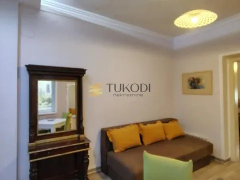 Rent, one bedroom apartment, 38m², Kalenić Pijaca, Vračar Sve Podlokacije - image 4