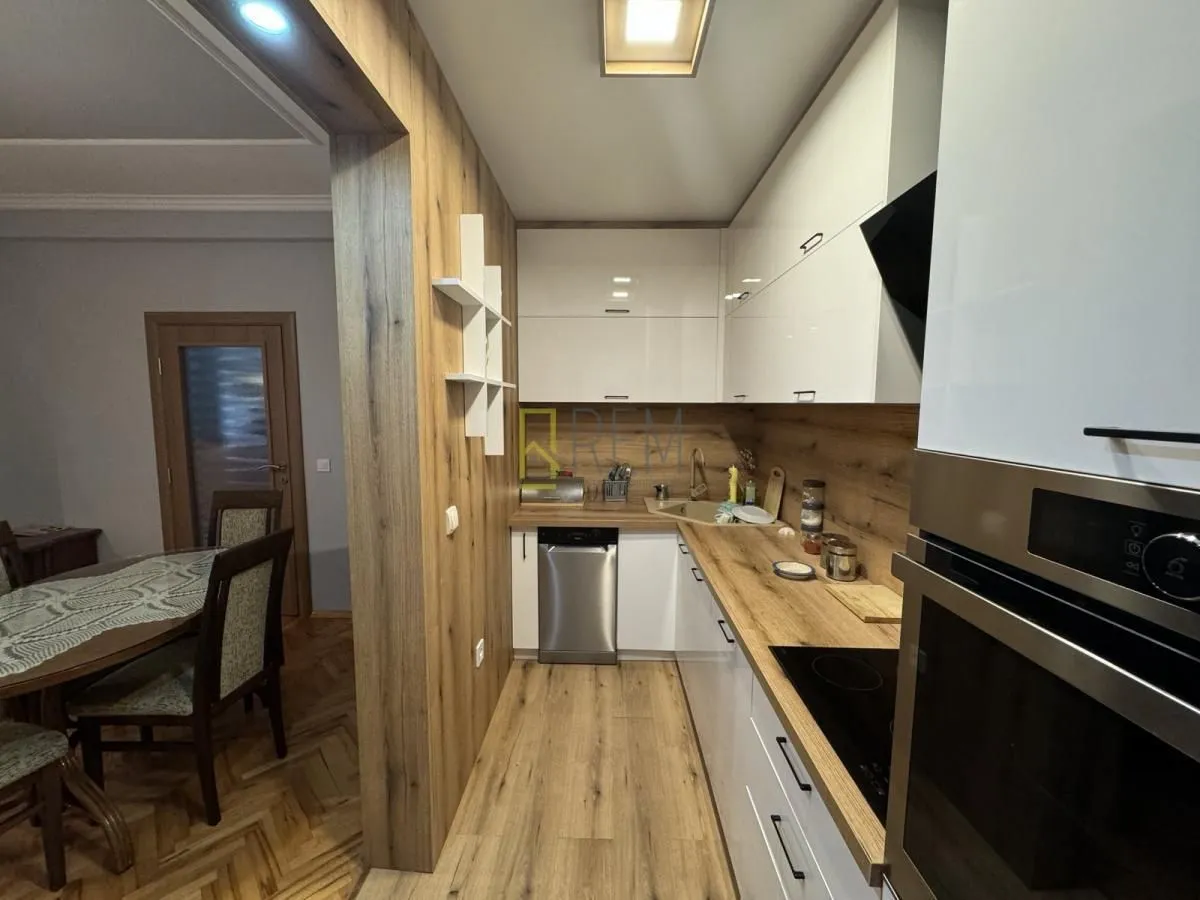 Rent, house, 100m², Centar, Podgorica