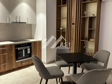 Izdavanje, dvosoban stan, 60m², Lipov gaj, Novi Sad Sve Podlokacije - image 3