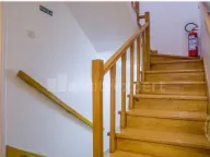 Izdavanje, kuća, 250m², Bezanijska Kosa 1, Bežanijska Kosa Sve Podlokacije - image 18