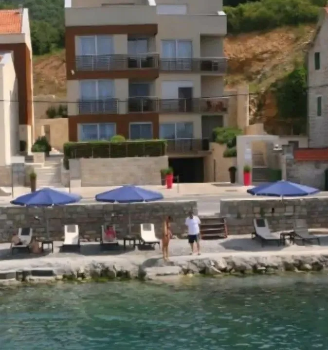 Rent, three bedroom apartment, 75m², Opatovo, Tivat