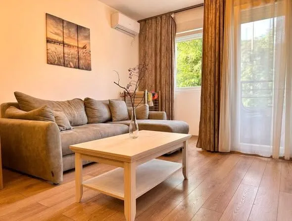 Rent, one bedroom apartment, 48m², Bijeli Do, Budva