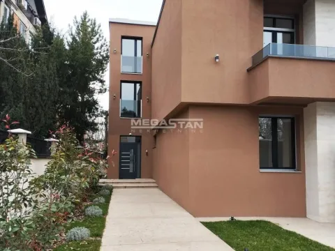 Rent, four bedroom apartment, 177m², Savski Venac, Beograd - image 10