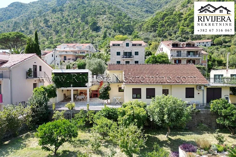 Sale, house, 77m², Prčanj, Kotor