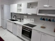 Izdavanje, trosoban stan, 85m², Senjak, Beograd - image 2