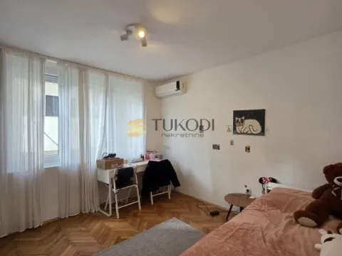 Prodaja, trosoban stan, 64m², Vračar Sve Podlokacije, Beograd - image 8