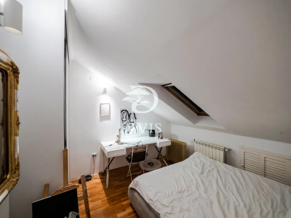 Sale, four bedroom apartment, 89m², Neimar, Vračar Sve Podlokacije