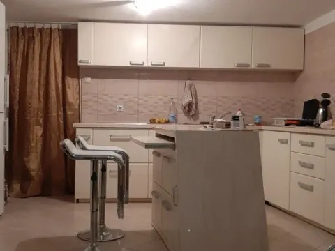 Prodaja, kuća, 283m², Voždovac Sve Podlokacije, Beograd - image 9