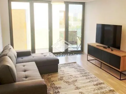 Stan in Novi Beograd Blok 65