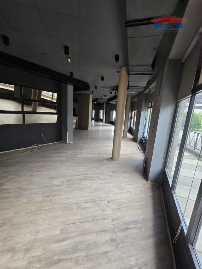 Rent, office space, 246m², Železnička Stanica, Novi Sad Sve Podlokacije