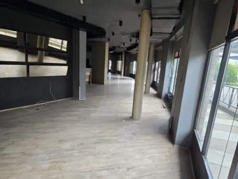 Rent, office space, 246m², Železnička Stanica, Novi Sad Sve Podlokacije - image 9