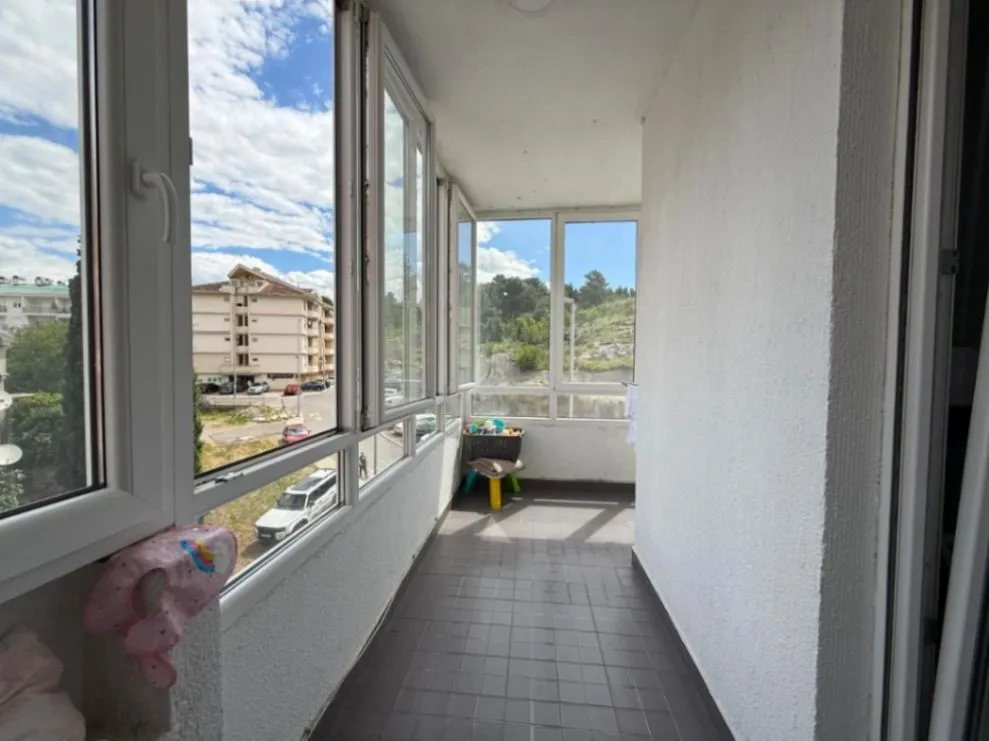Prodaja, trosoban stan, 97m², Vezirov Most, Podgorica