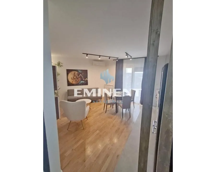 Izdavanje, dvosoban stan, 48m², Lekino Brdo, Voždovac Sve Podlokacije