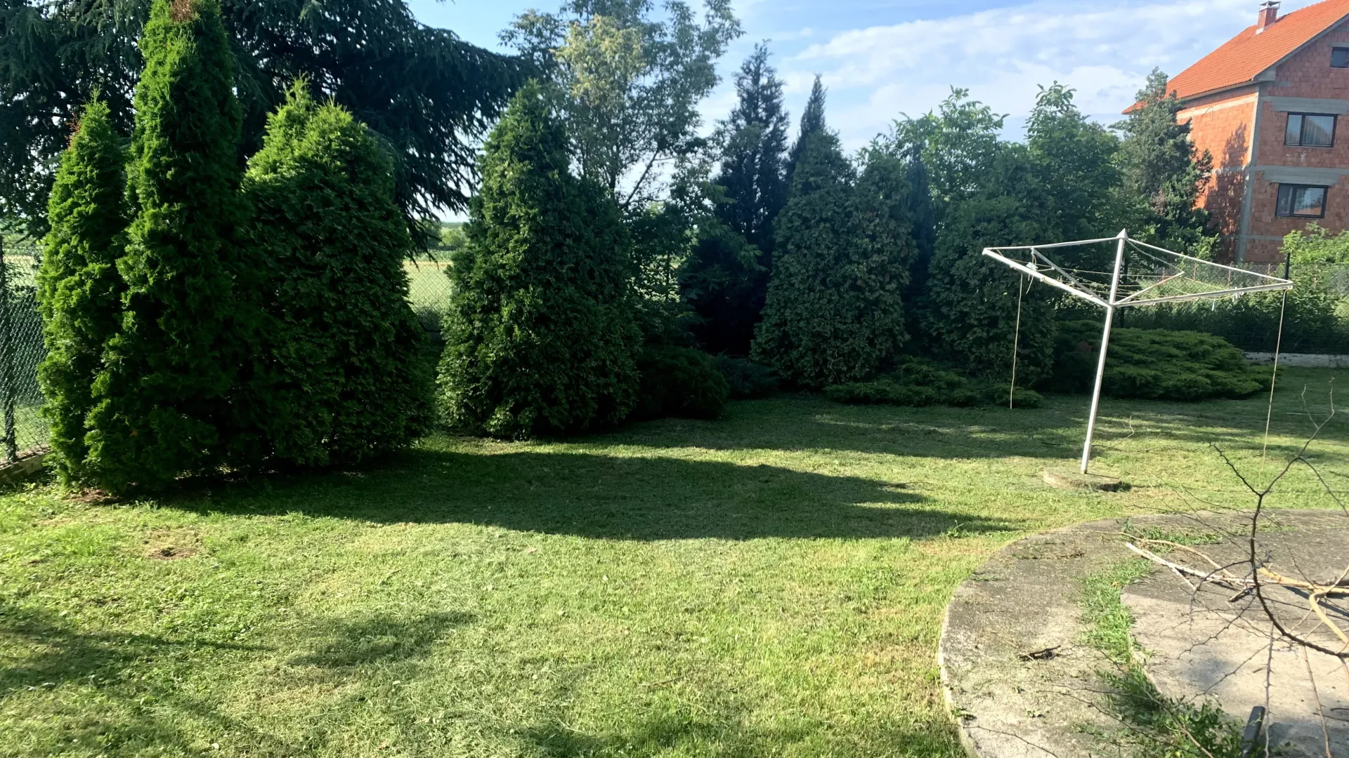 Izdavanje, kuća, 300m², Čukarica, Beograd