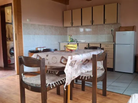 Prodaja, kuća, 59m², Podgora, Žabljak - image 2