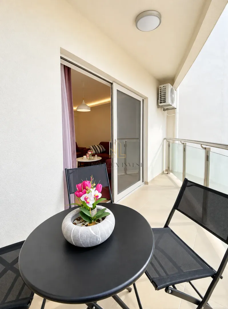 Prodaja, dvosoban stan, 71m², Centar, Budva