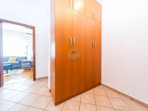 Izdavanje, jednosoban stan, 55m², Momišići, Podgorica - image 8