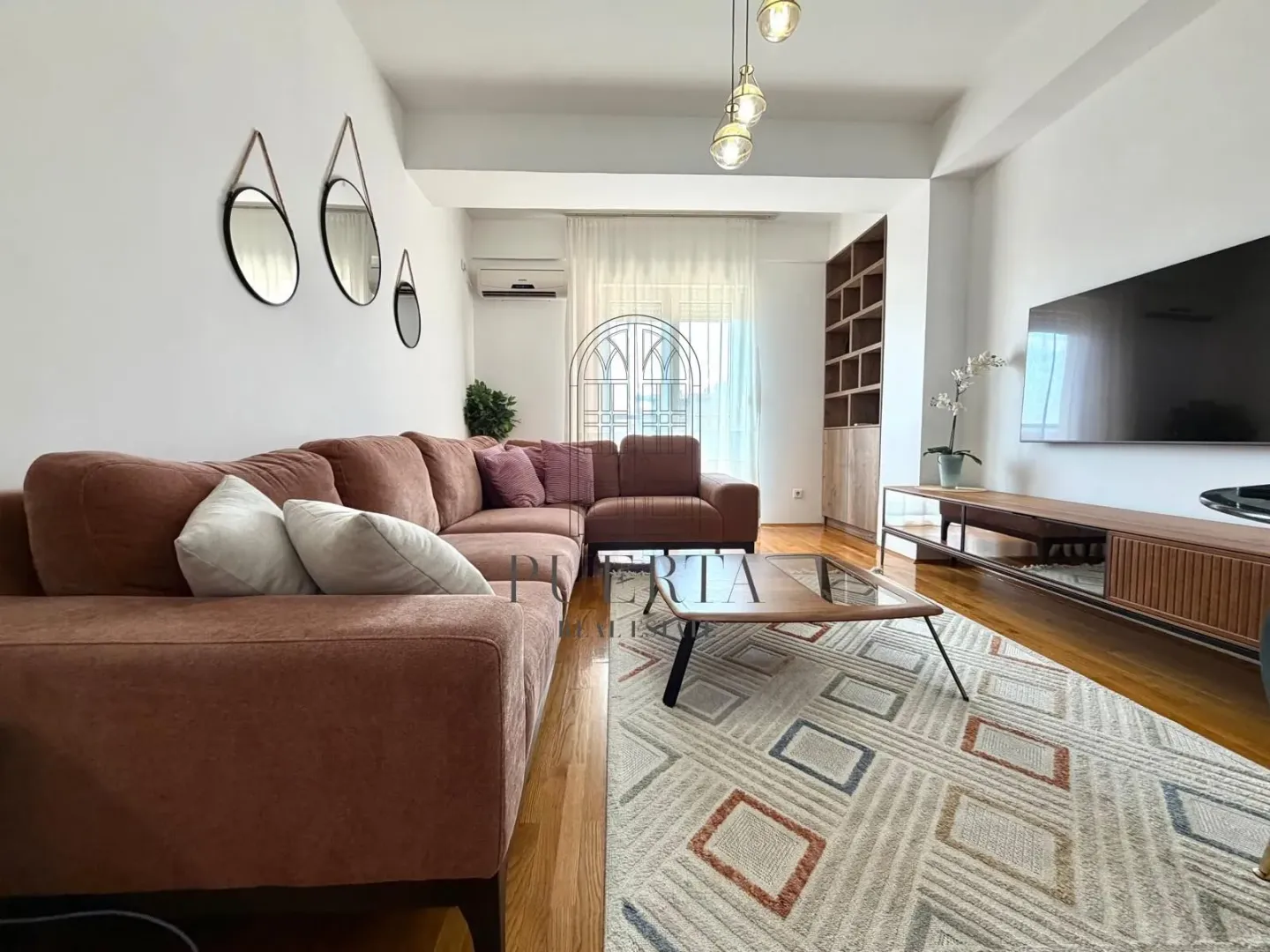 Rent, two bedroom apartment, 78m², City Kvart, Podgorica