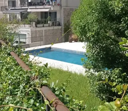 Izdavanje, dvosoban stan, 81m², Dobrota, Kotor - image 5