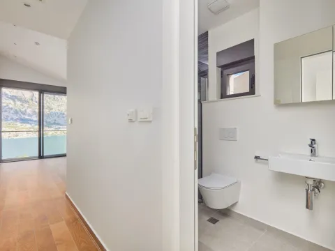 Prodaja, kuća, 456m², Prčanj, Kotor - image 27