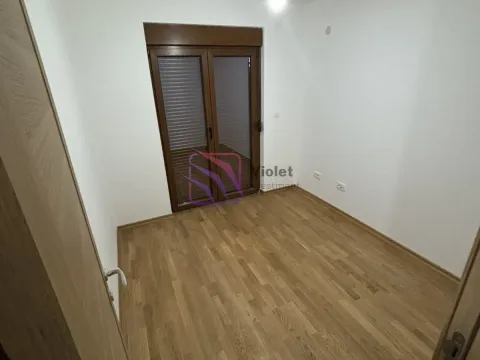 Rent, two bedroom apartment, 56m², Stari Aerodrom, Podgorica - image 2