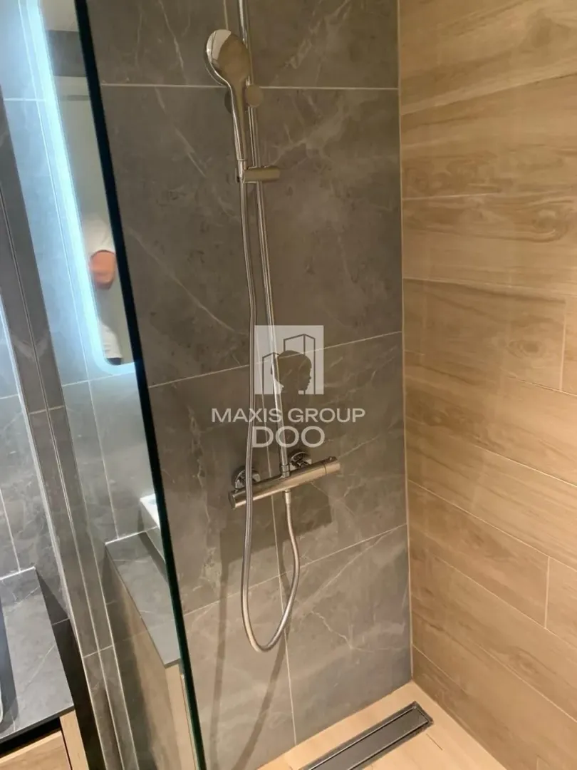 Izdavanje, dvosoban stan, 56m², Savski Venac, Beograd