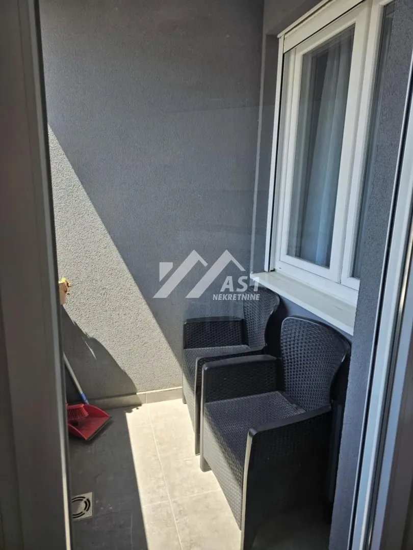 Izdavanje, dvosoban stan, 40m², Petrovaradin, Novi Sad