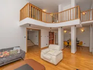 Rent, house, 280m², Gorica C, Podgorica - image 11