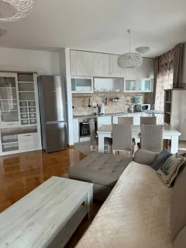 Sale, two bedroom apartment, 88m², Bečići, Budva - image 12
