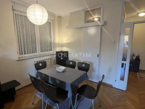 Izdavanje, dvosoban stan, 55m², Savski Venac, Beograd - image 12