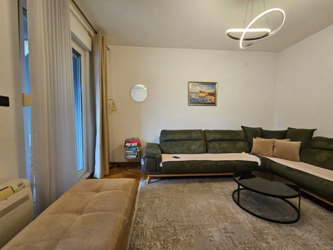Prodaja, trosoban stan, 89m², Stari Aerodrom, Podgorica
