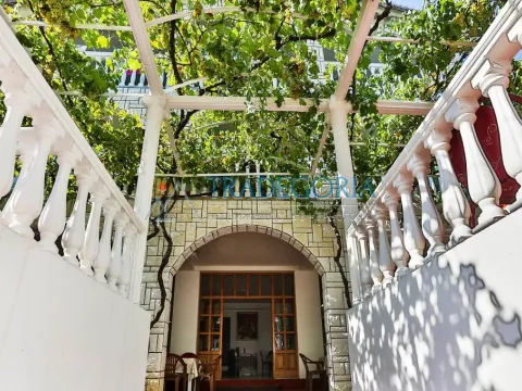 Sale, apartment, 360m², Sutomore, Bar