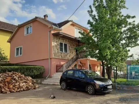 Prodaja, kuća, 500m², Despotovac, Srbija - image 10